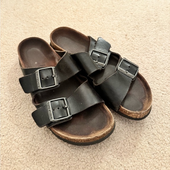 Birkenstock Shoes - Women’s Birkenstock sandals